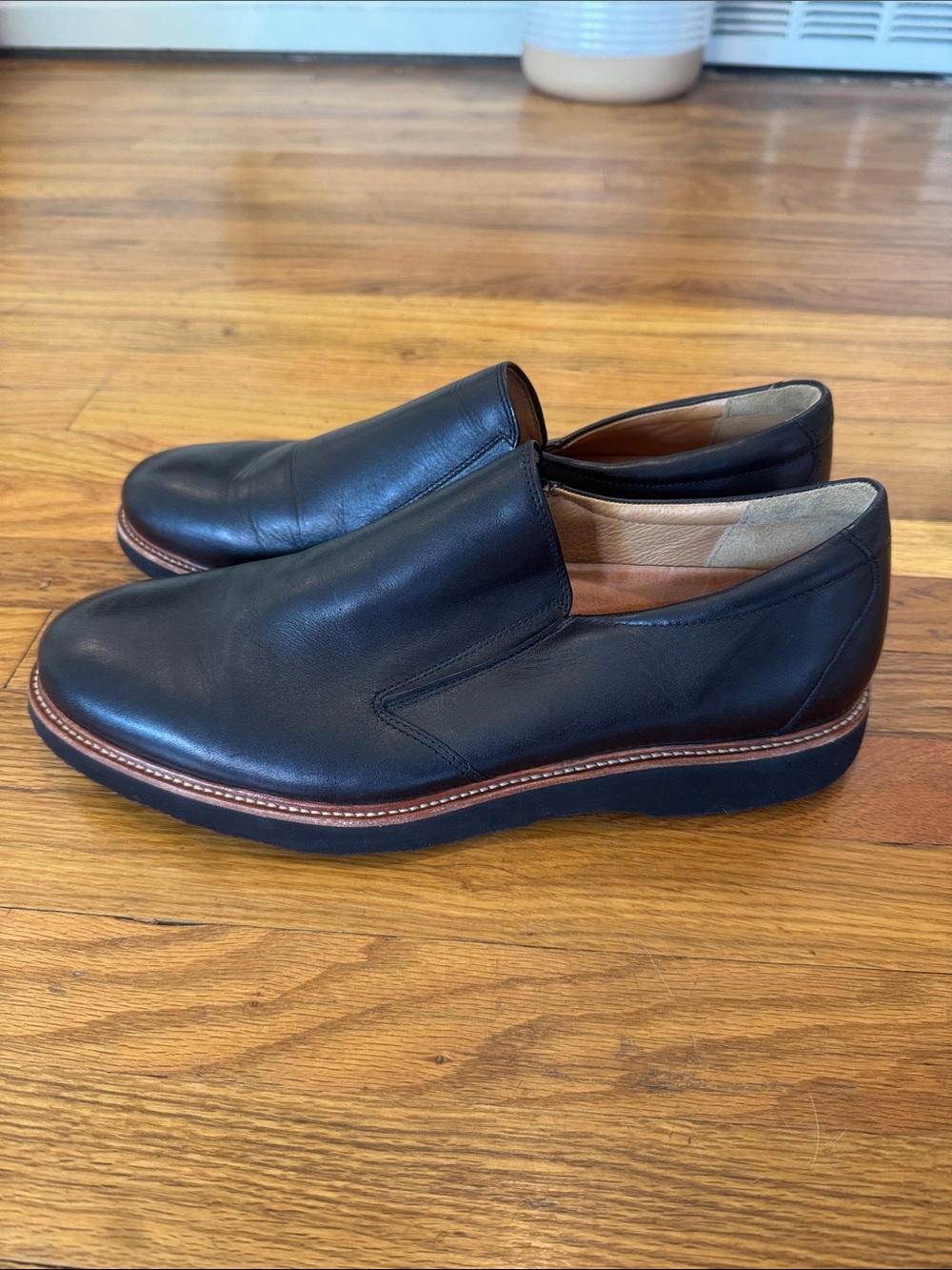 Samuel Hubbard Men's Black Leather Slip-On Dress Loafers